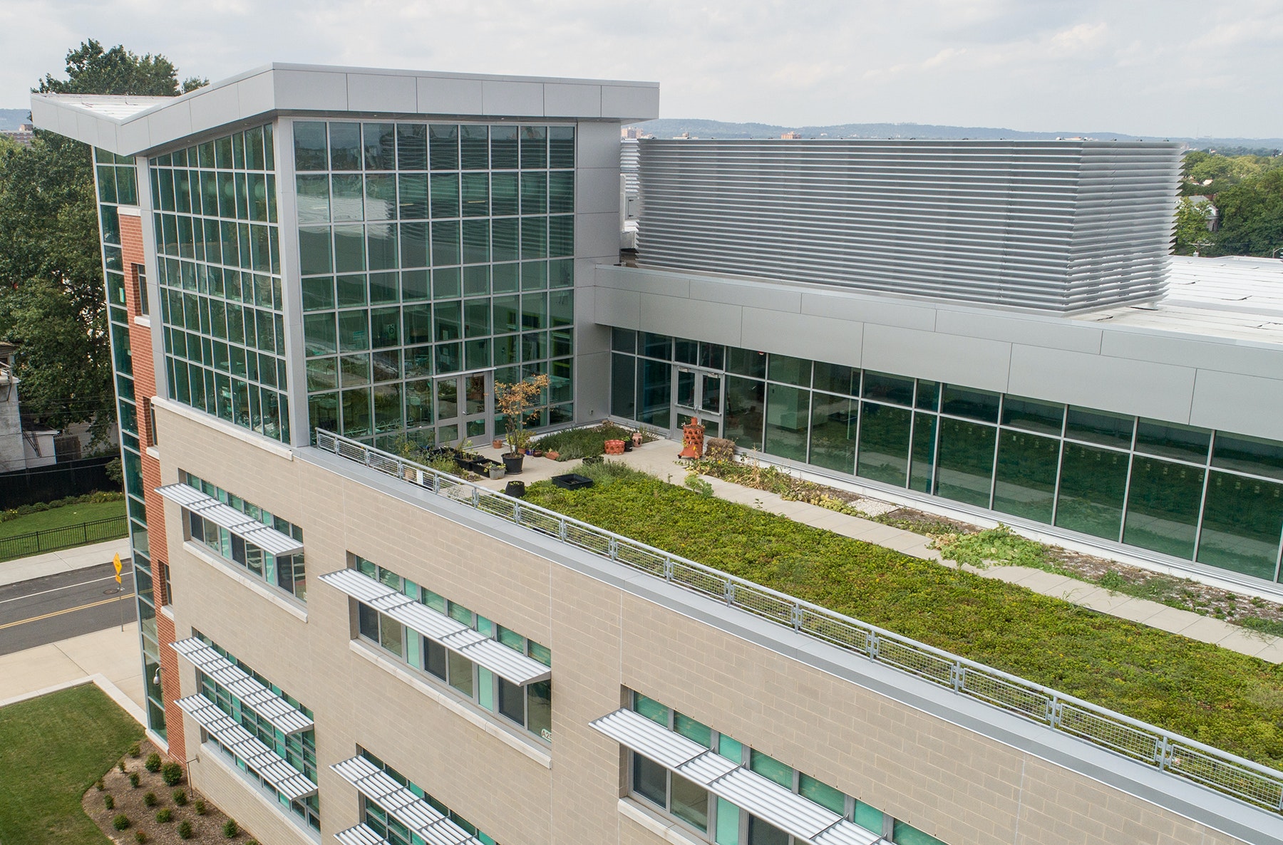 1656022657919 2107apnewjc02