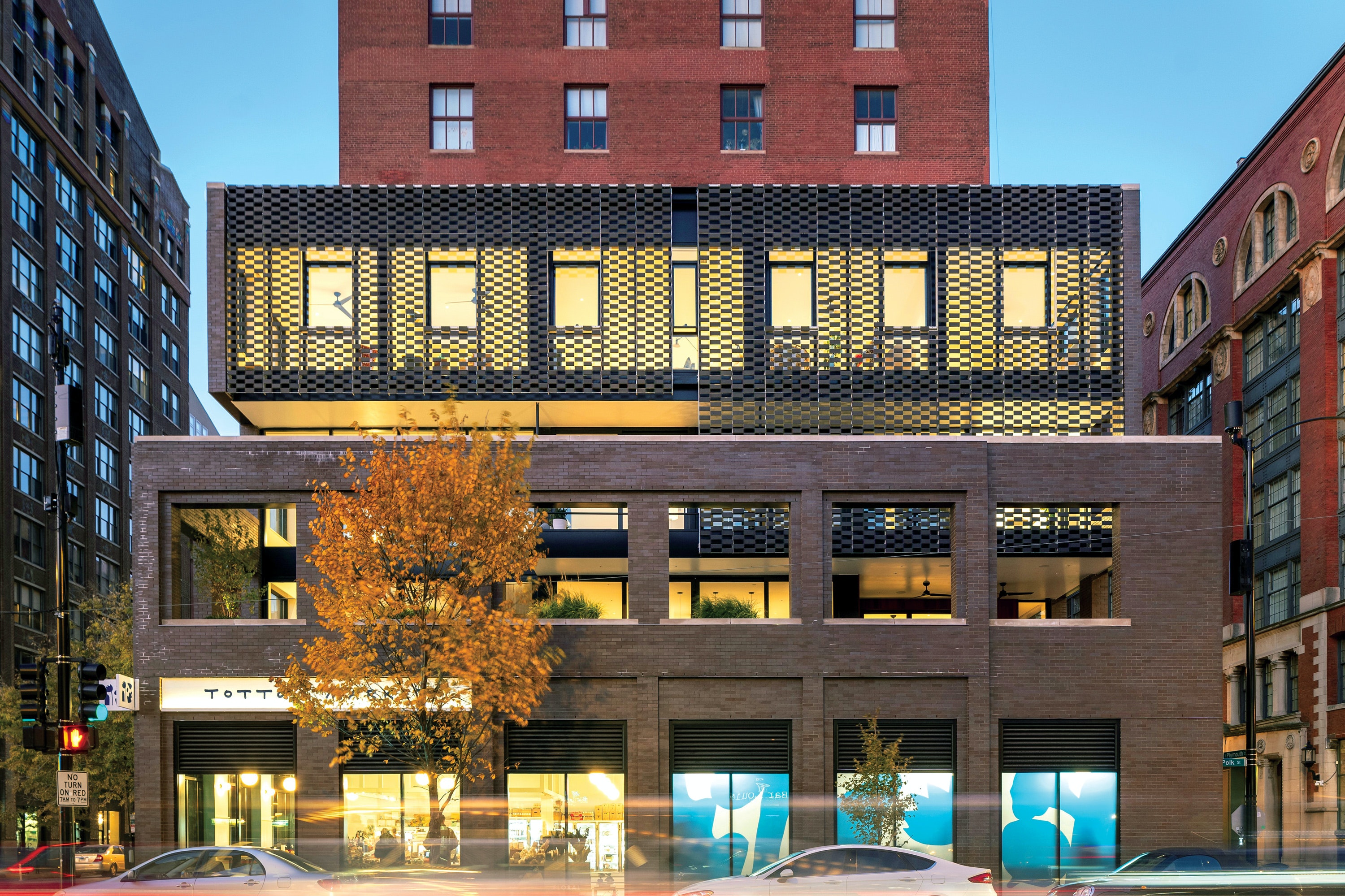 2105APTRLJC02-Shildan_Chicago_777Dearborn_36 Cropped