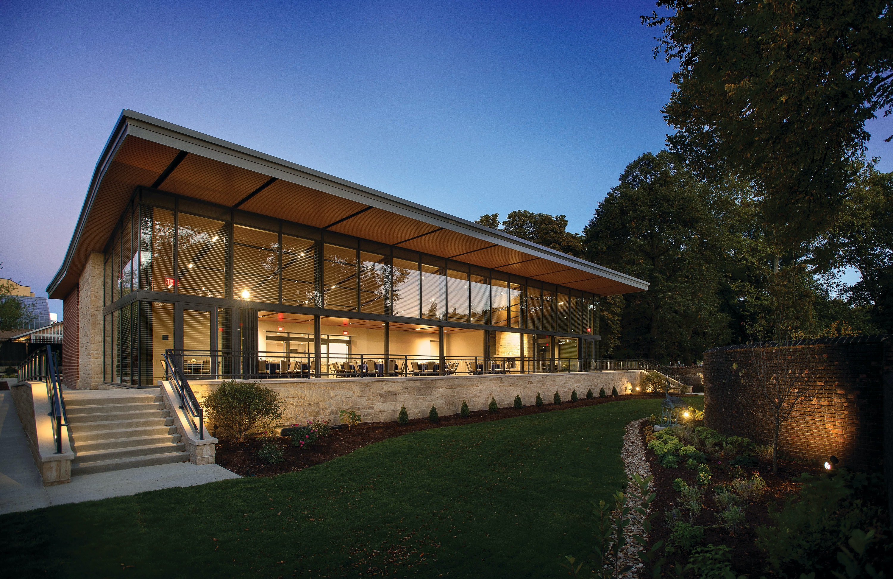 1656023414570 2011apsps06b