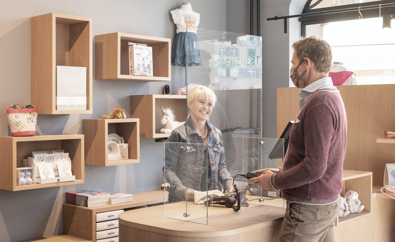 1656089234438 2007apnewbb08