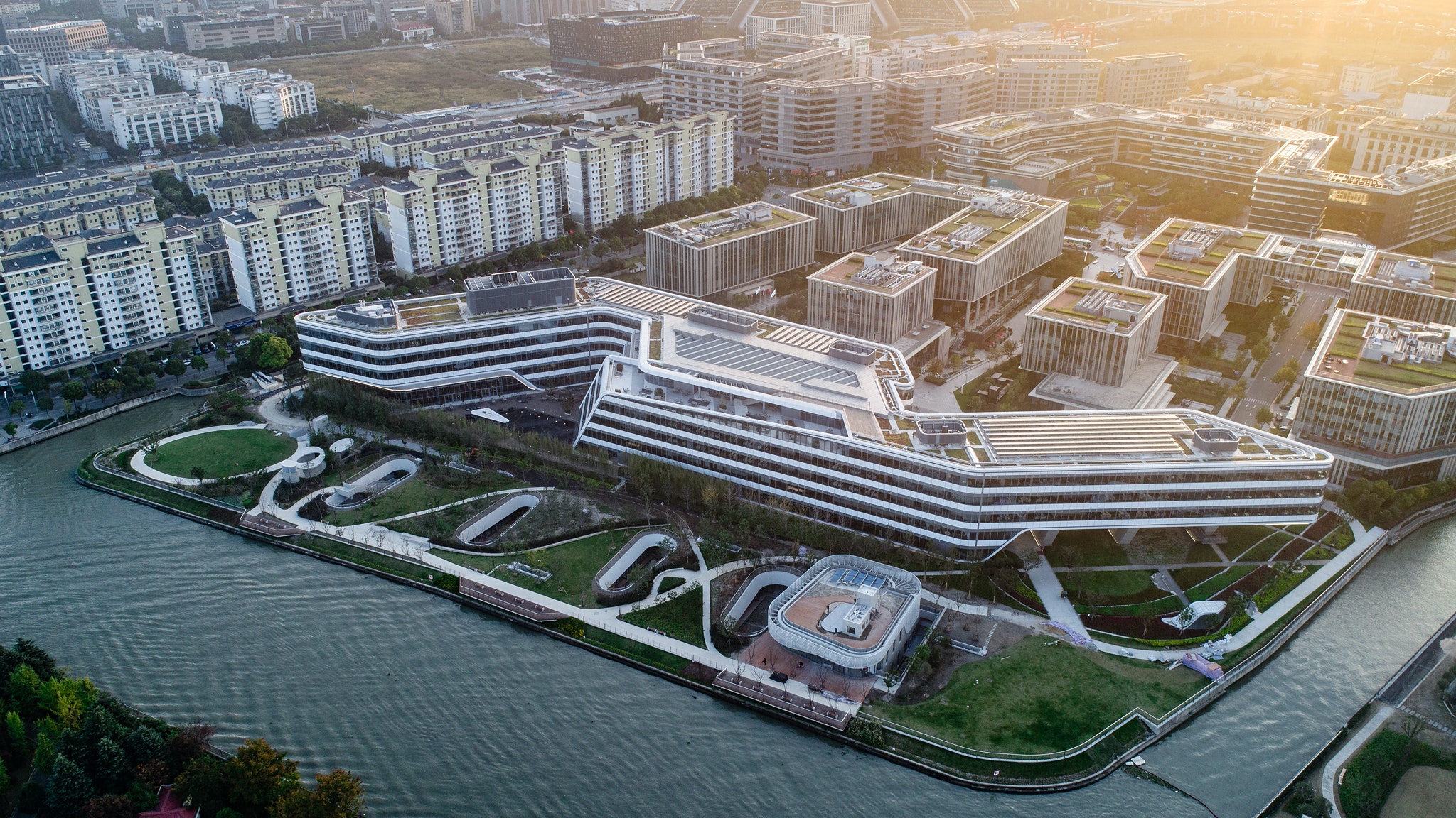 1656089828819 1910apfeagw Gensler02