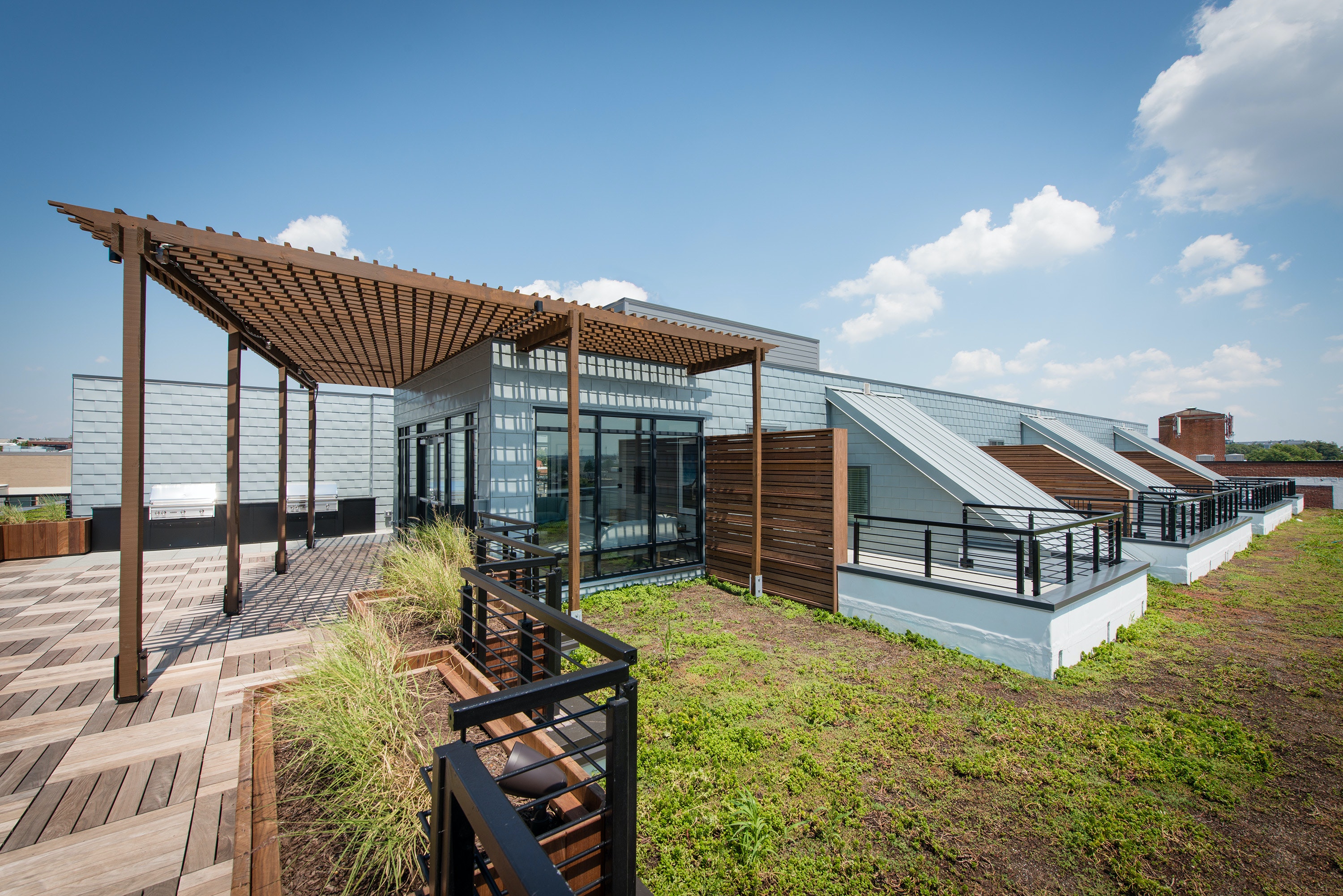 1656090093383 1904apnewcr12