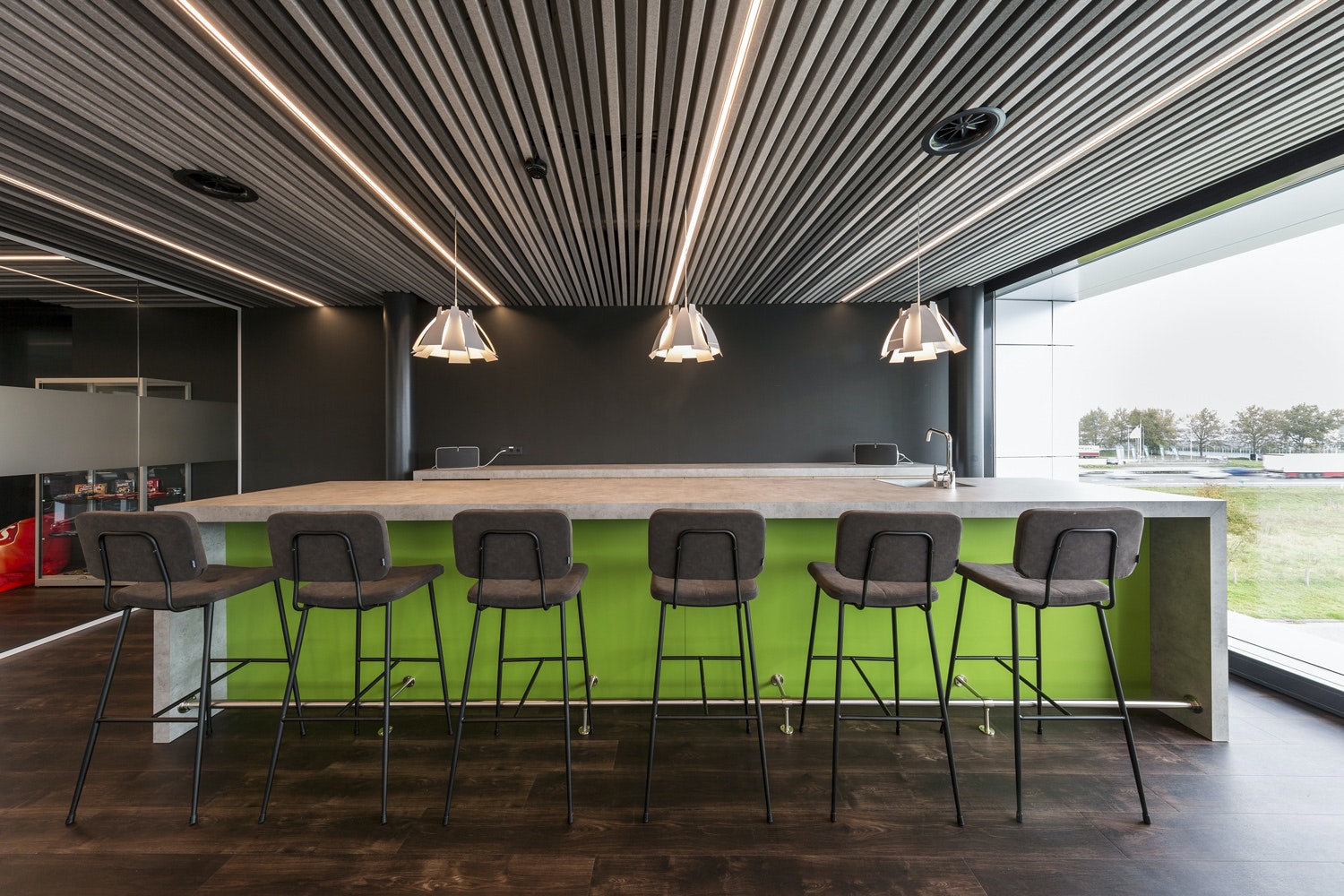 1656090127521 1811appia56