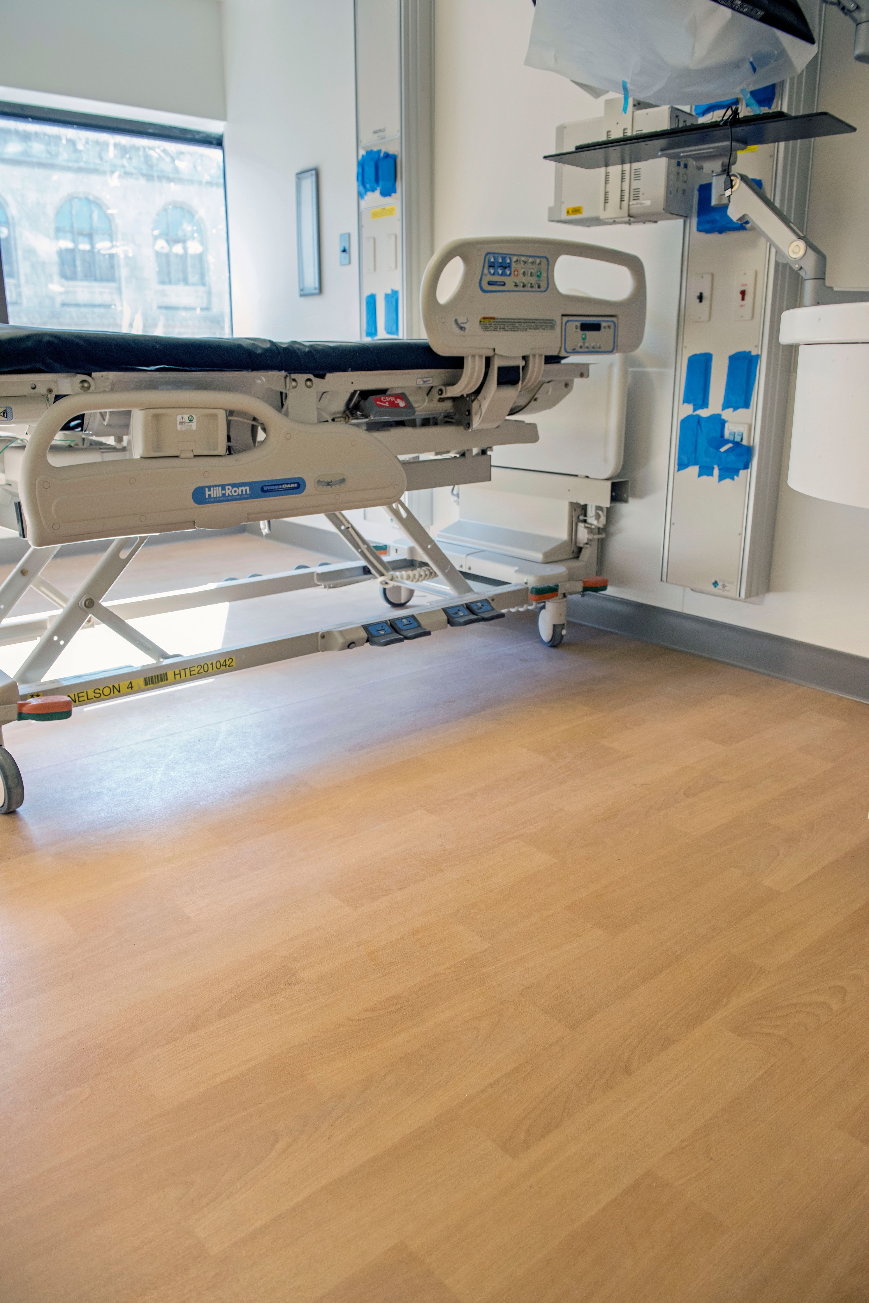 1656090186366 1812 Top Mix Ecore