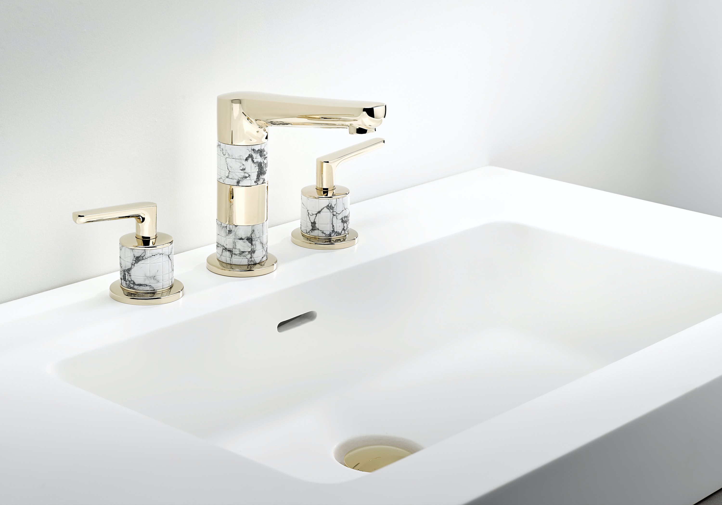 1656090401925 1810apnewbb02