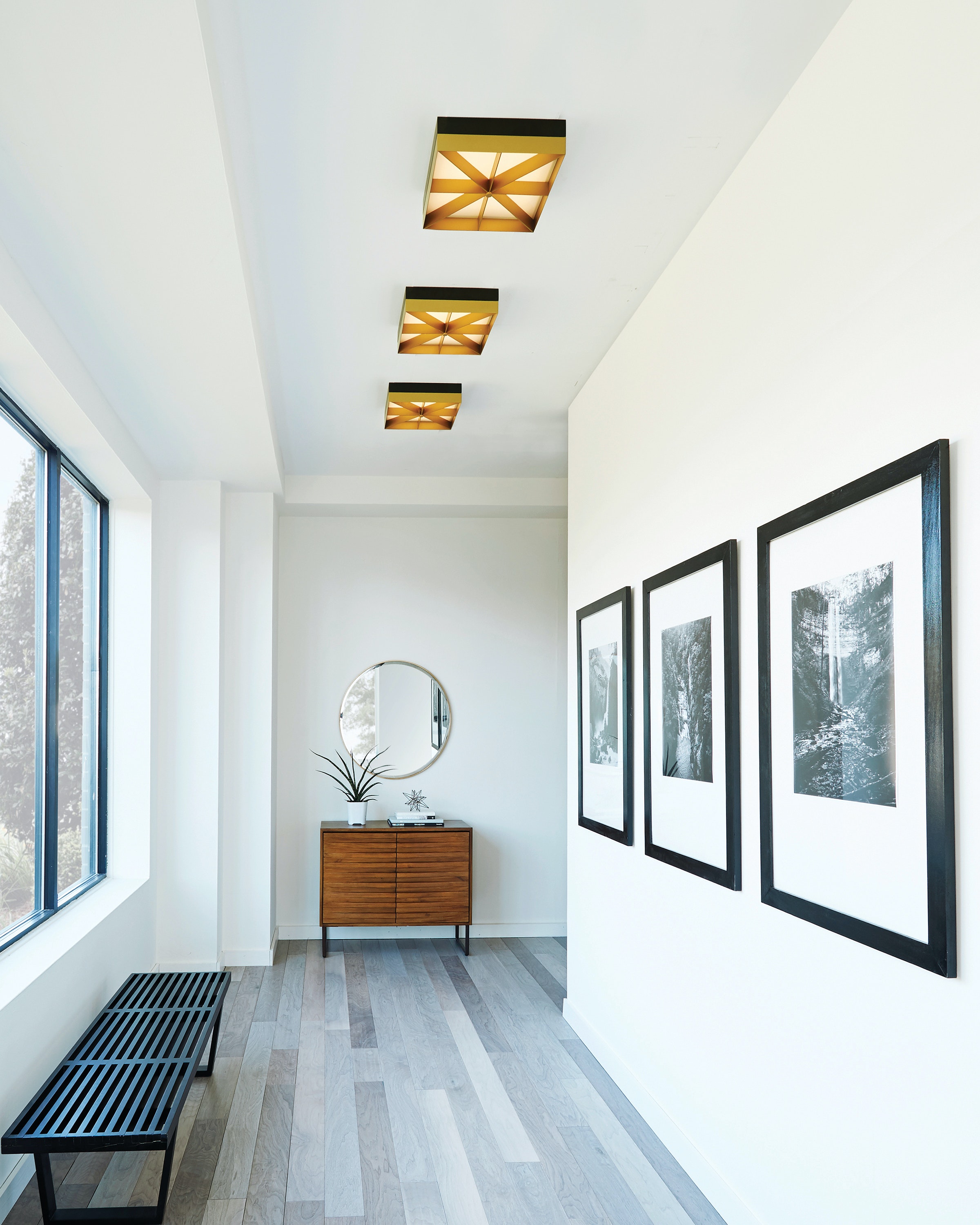 1656091125836 Lbl Loom Ceiling Hallwayapp 0b