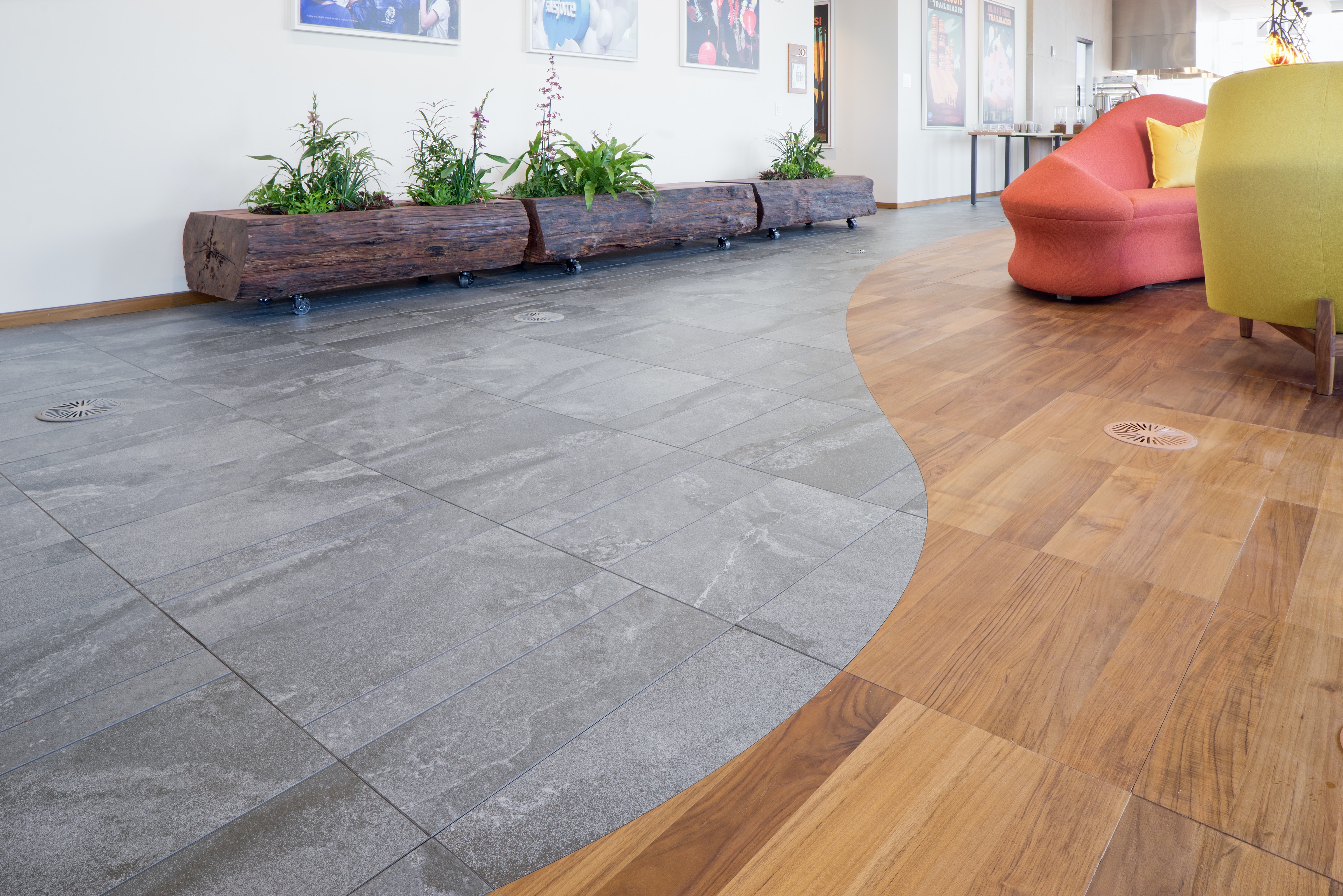 1804APSPSJC01-350 Mission_Hybrid