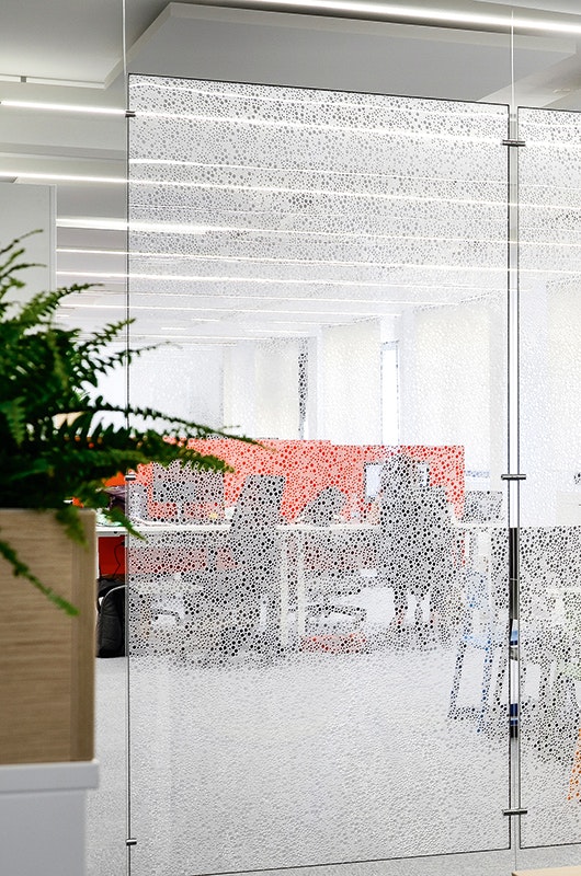 2205APNEWHR09-stretch-2_0