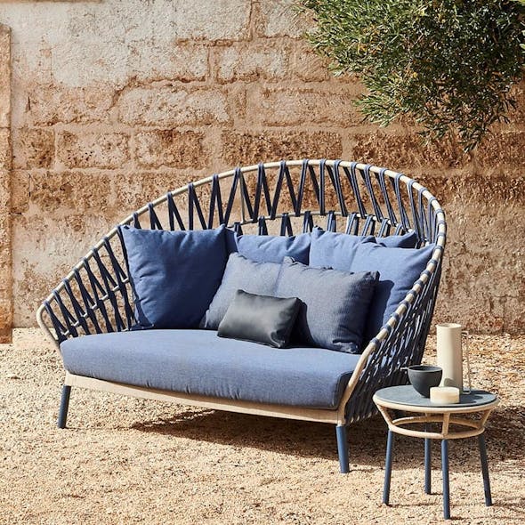 Emma Cross Daybed Curated Commercial Furniture Solutions 194479