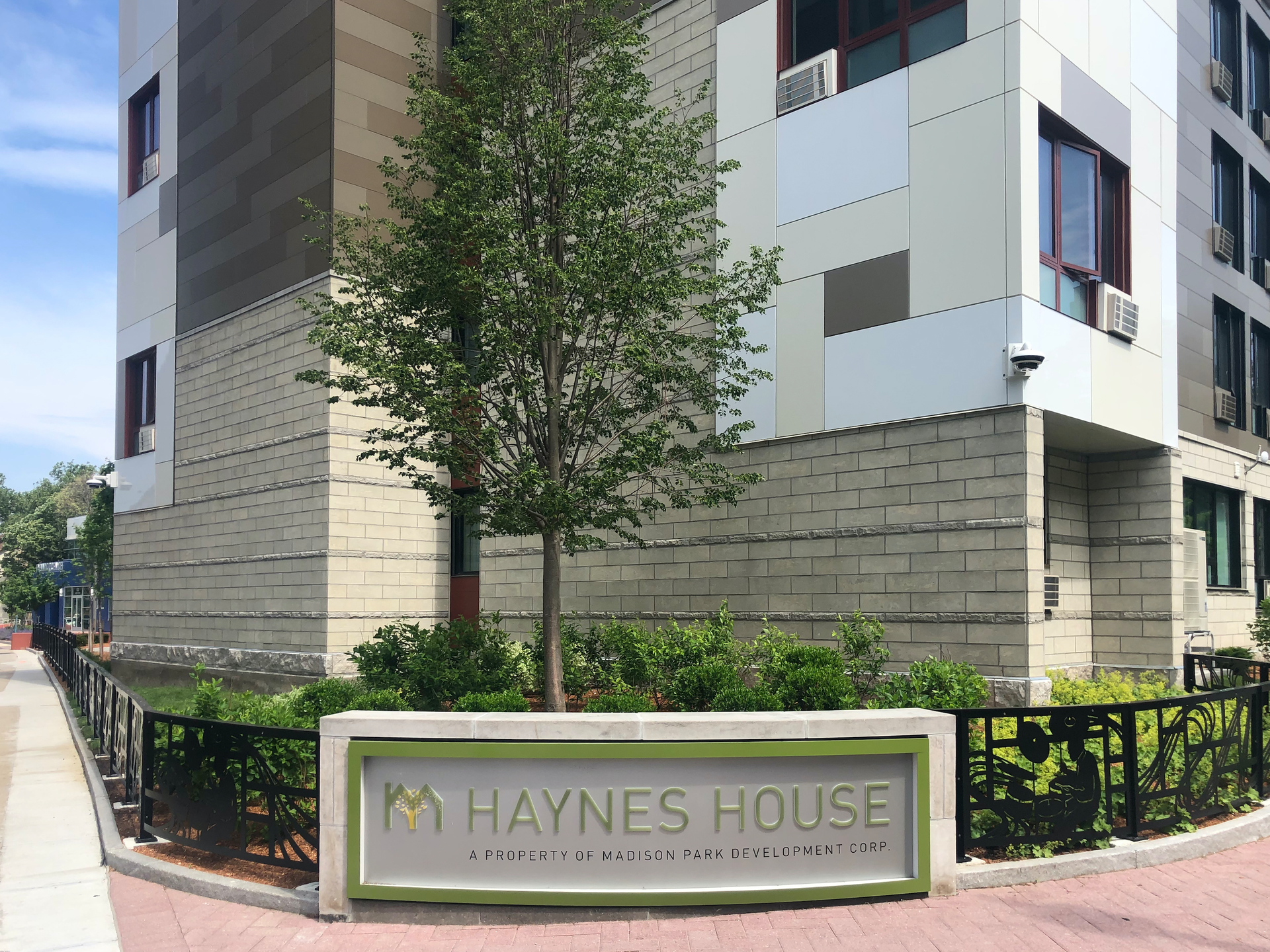 Arriscraft Case Study Haynes House Arris Tile 63e49509237e3