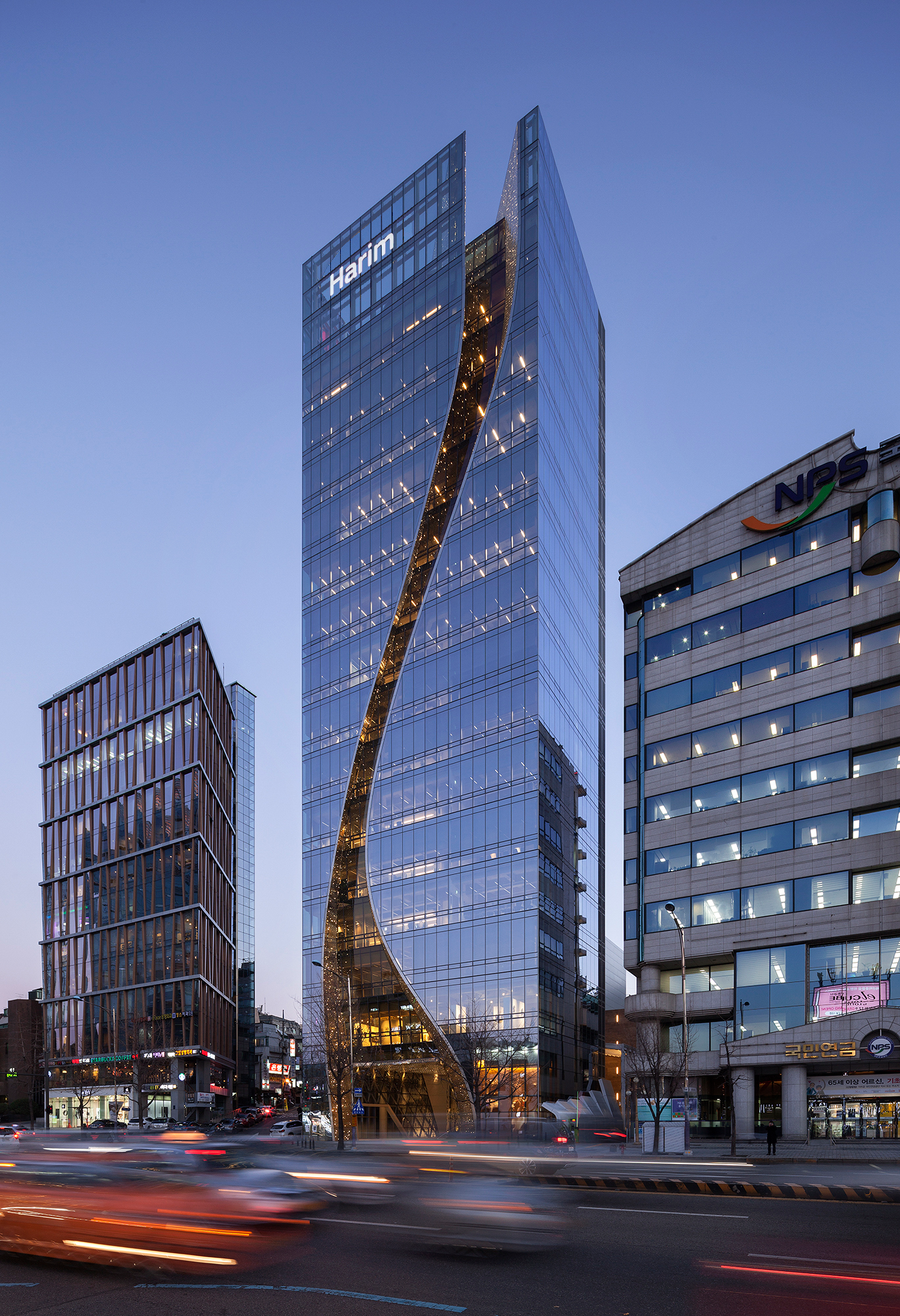 Viracon 1 Curve Harim Hq Ext 03 Edited 646521f7aad06