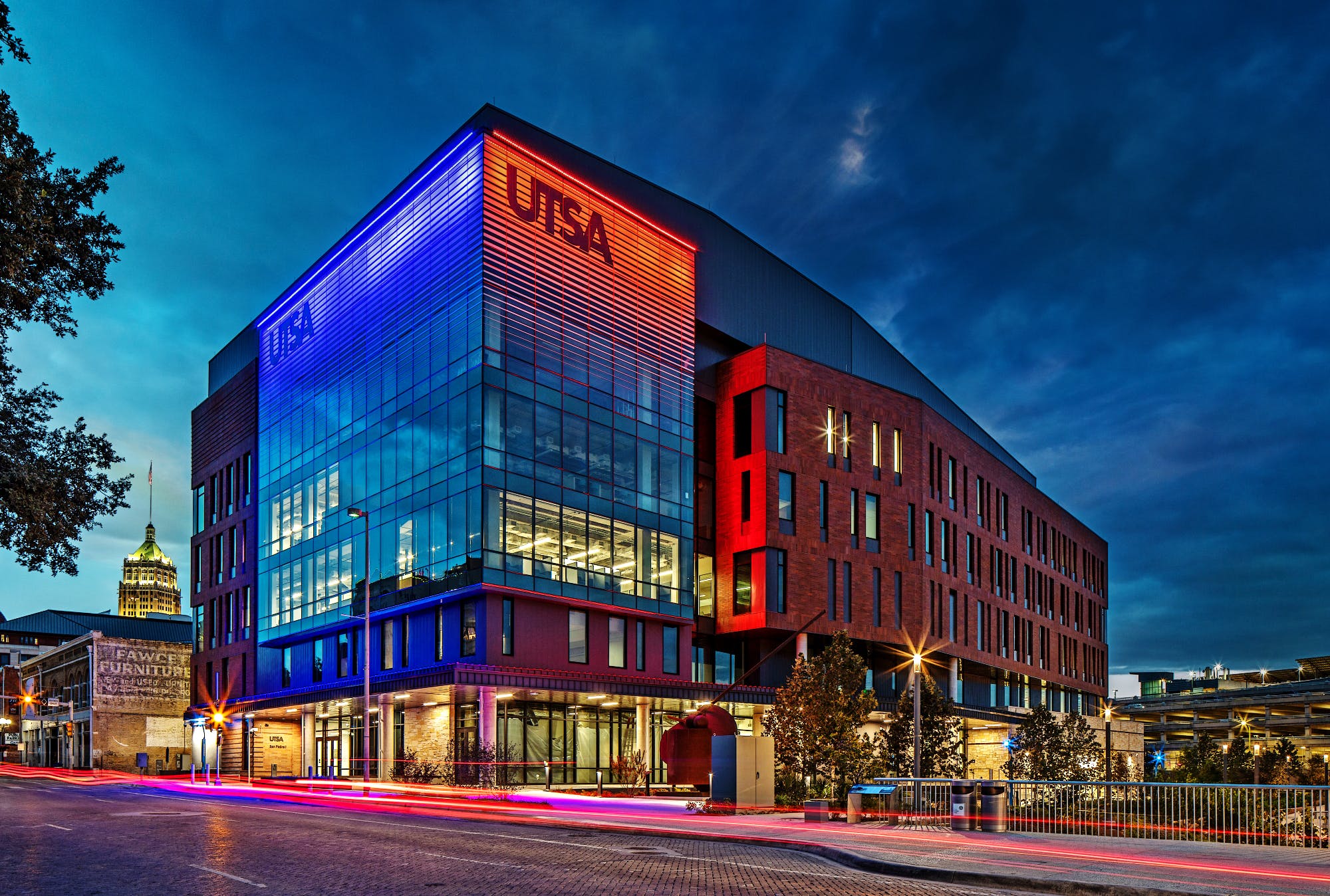 Solarban® 70 Enhances UTSA Cybersecurity Center | Architectural Products