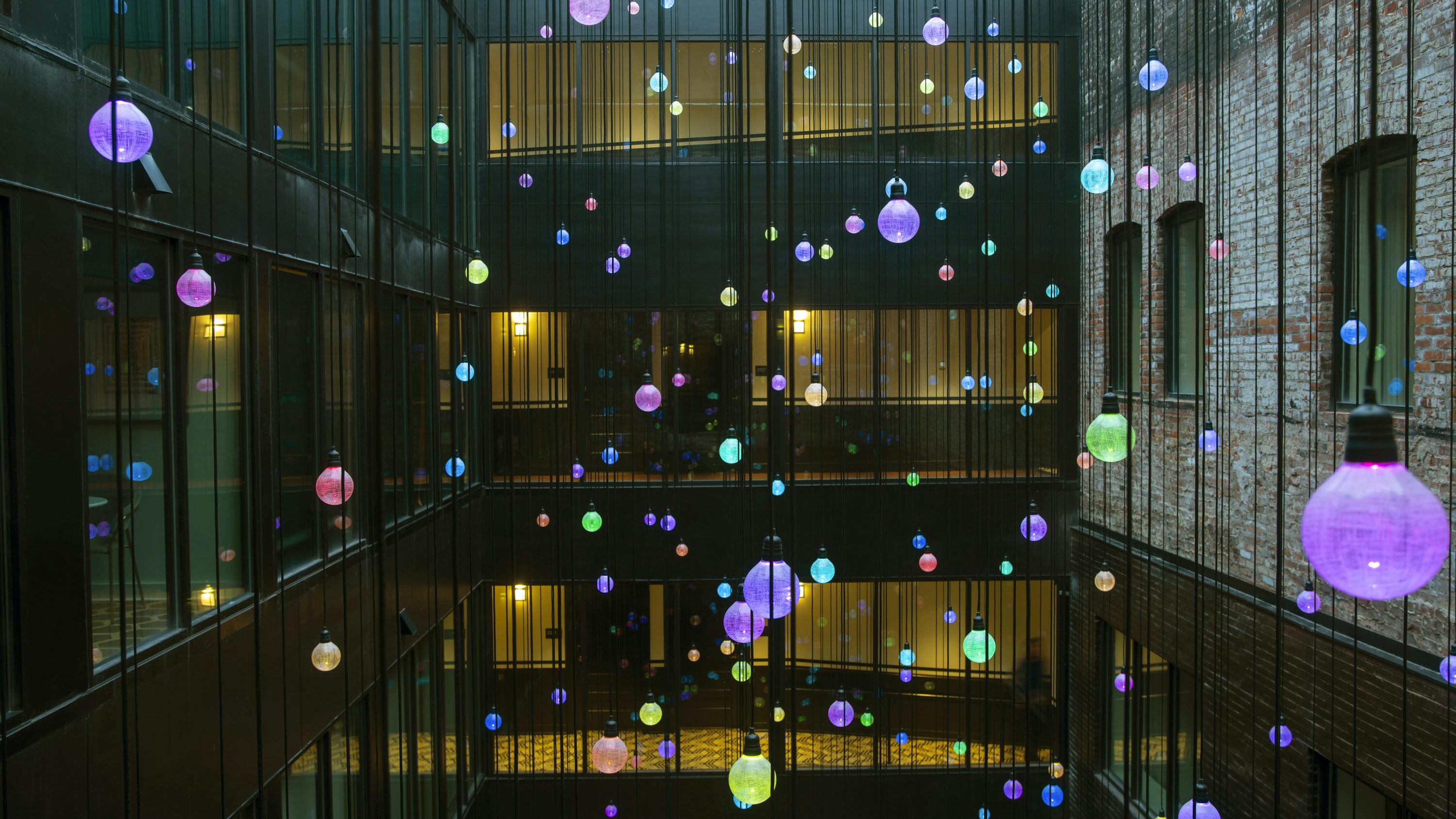 ADAPT RGB+W Drop System