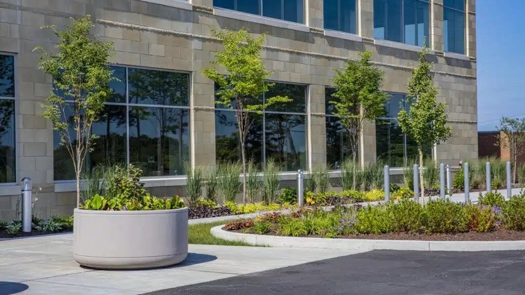 Kawneer Trifab VersaGlaze 451/451T Framing System