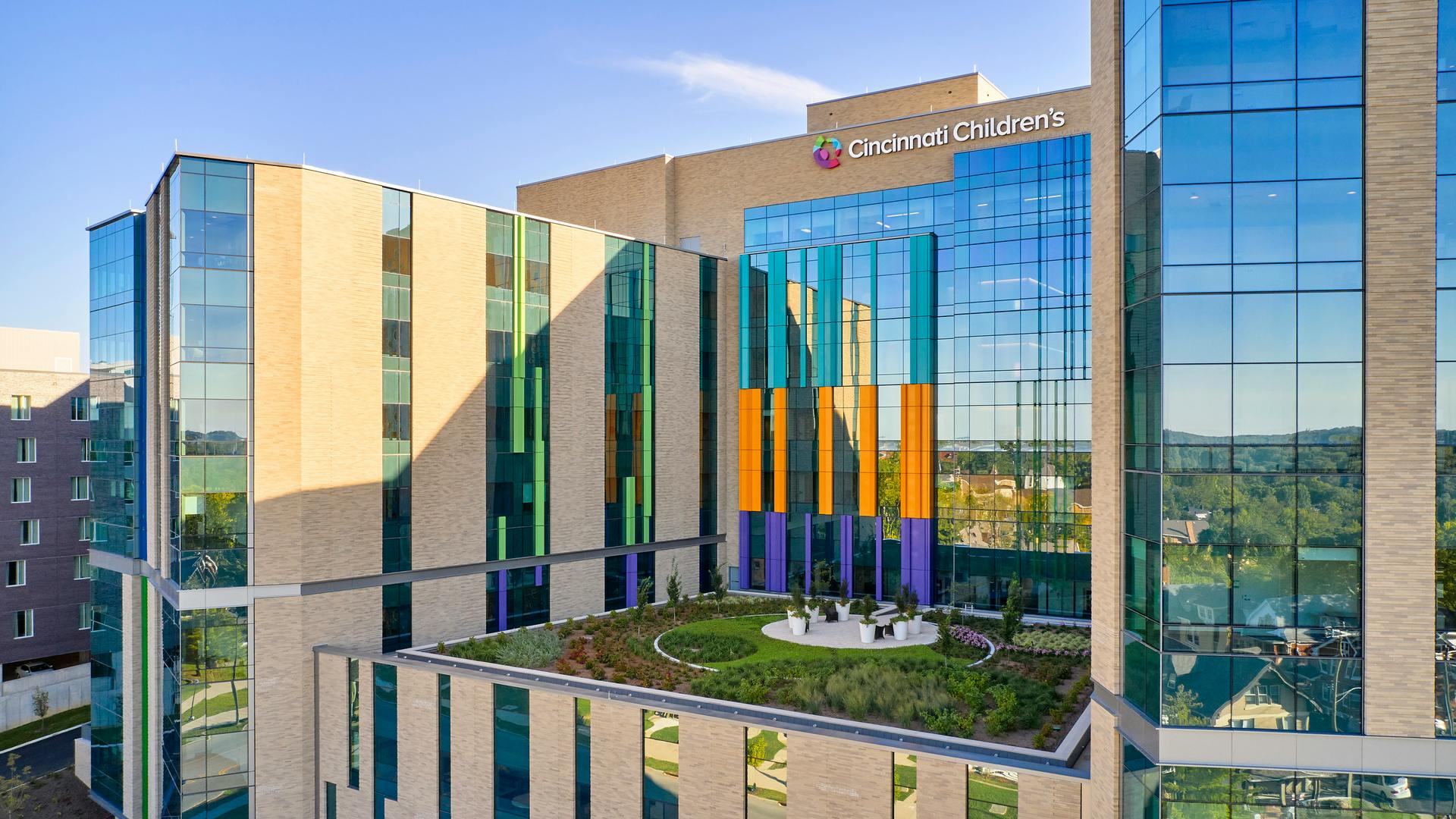 Roofscape, Critical Care Building, Cincinnati Children's Hospital Medical Center
