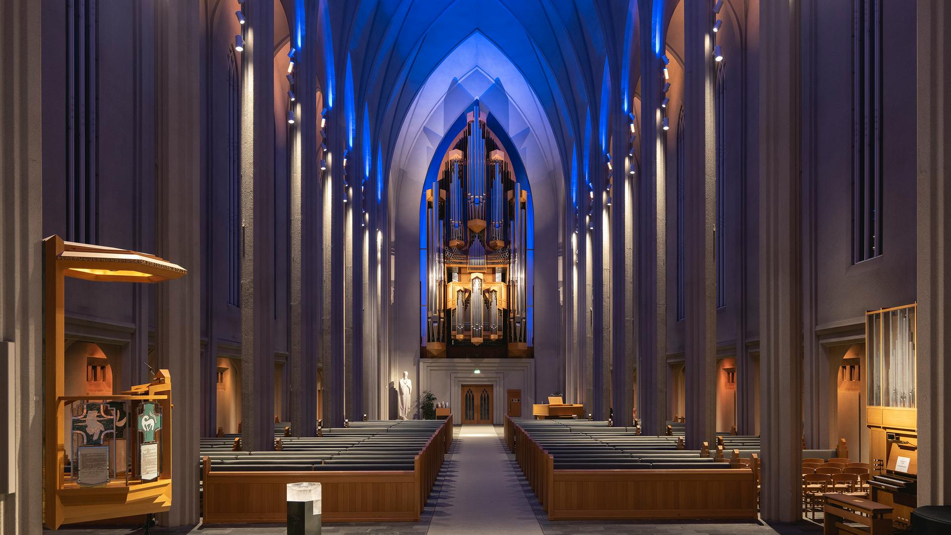 Hallgr&iacute;mskirkja Cathedral interior lighting design by Liska ehf, winner of the Award of Distinction