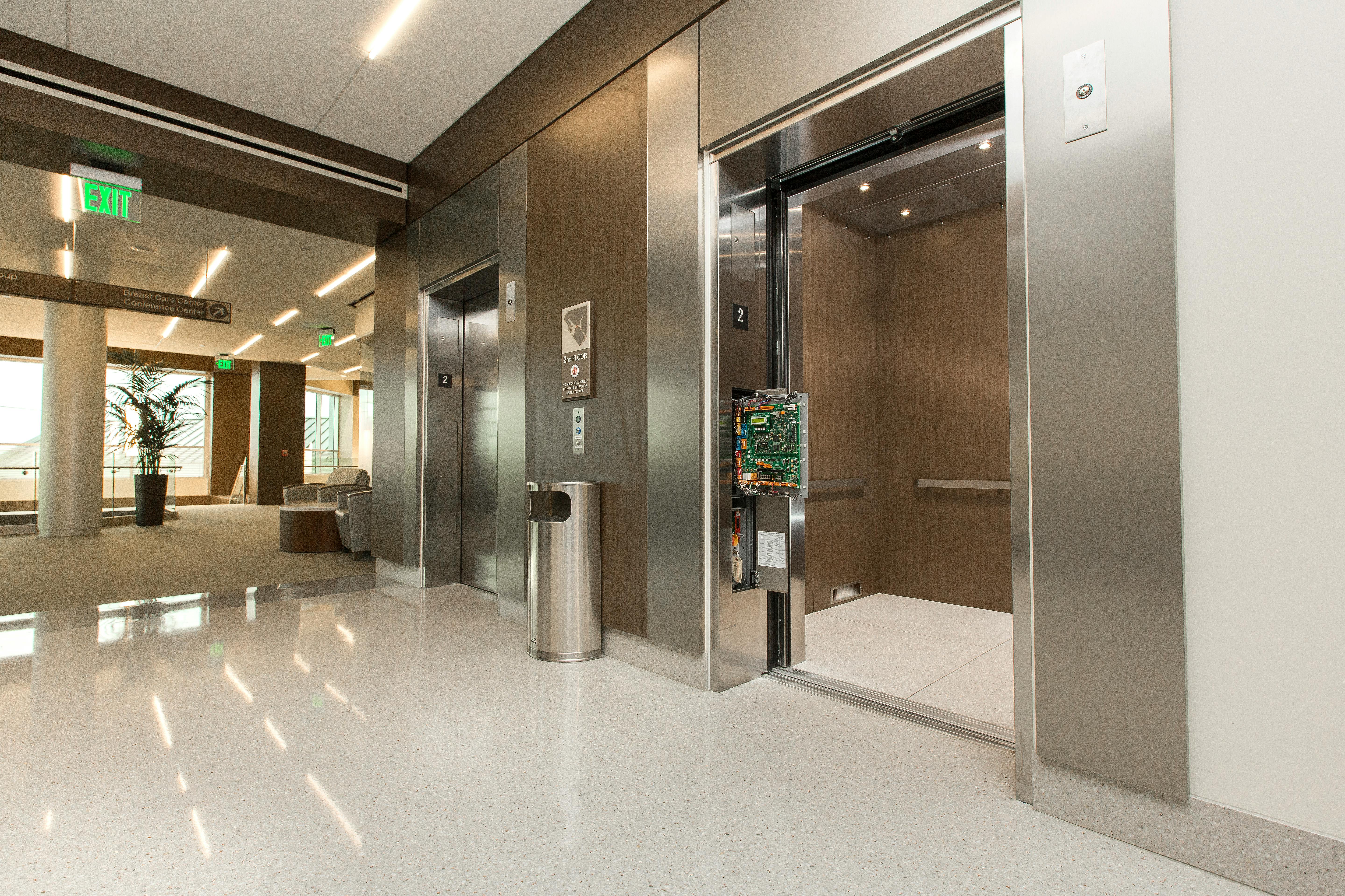 Endura MRL Elevator