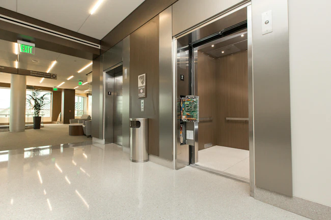 Endura MRL Elevator