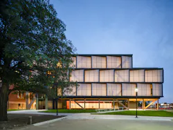 univnebraska_archhallrenoaddhdrpav_1052